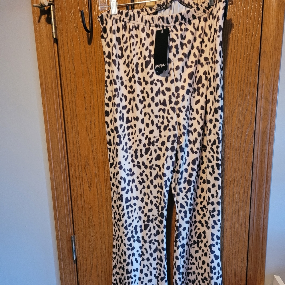 Nasty Gal- Leopard Print Flare pants